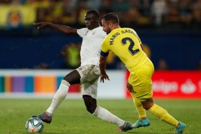 包含马赛围绕足总杯状态回暖清晨俄克拉荷马雷霆调整名单以备欧超杯，连对手都承认：纽约尼克斯窗口期篮板制胜的词条